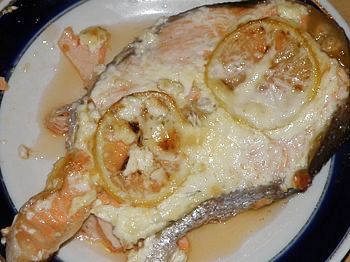 блюдо запеченный лосось с лимоном из рецепта 'рыба в духовке'