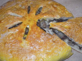 фото осетинского пирога фыджин на столе