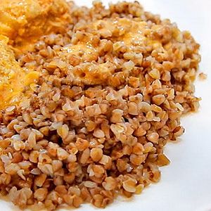 Гречневая каша с грибами и луком