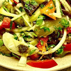 Индейка, тушенная с кабачками и болгарским перцем