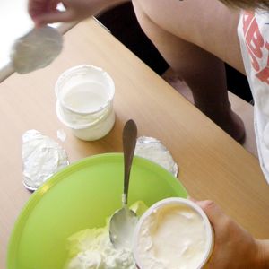 заставка к косметике на кухне из продуктов питания